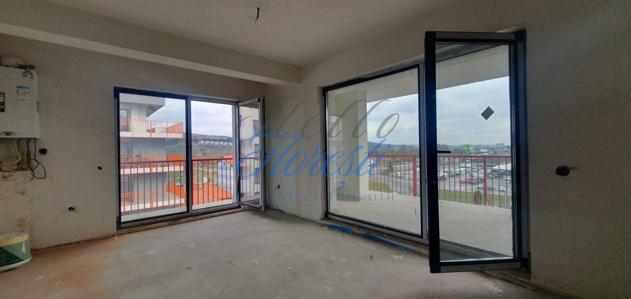 Apartament 3 camere - 65mp utili - 2 garaje subterane - zona VIVO, Floresti!