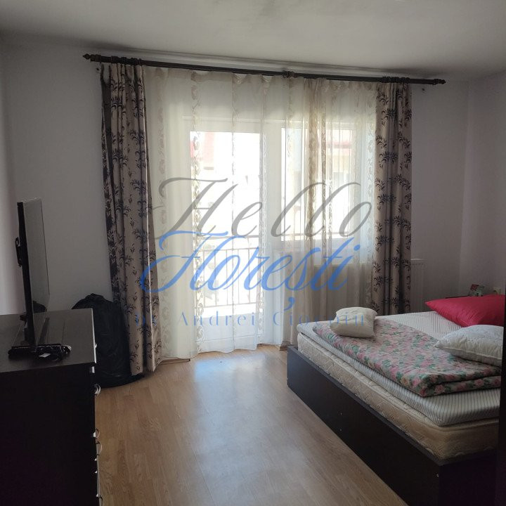 Apartament 2 camere, 48 mp, balcon 10 mp, parcare – Eroilor, Floresti