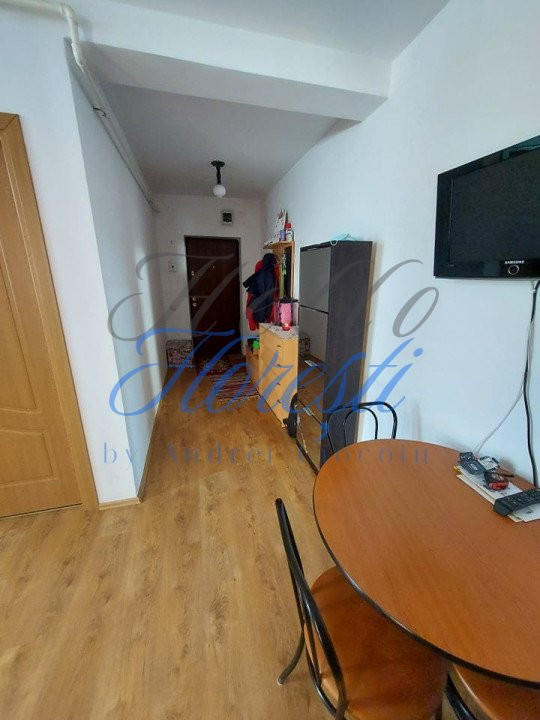 Apartament 3 camere, 56 mp, zona Eroilor