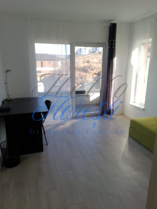 Casa tip duplex 128mp, zona Vivo