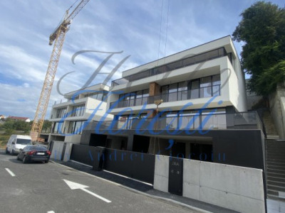 Casa tip vila duplex de vanzare - zona Europa, Cluj