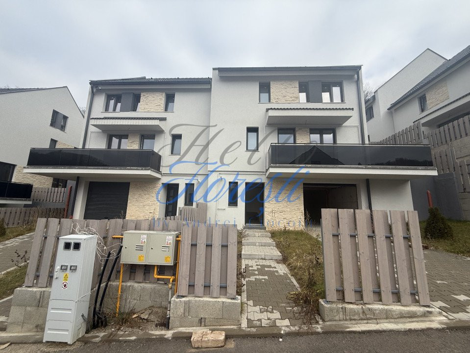 Duplex 135 mp - teren 200 mp - zona Tauti - Floresti