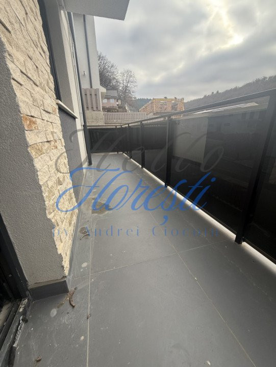 Duplex 135 mp - teren 200 mp - zona Tauti - Floresti