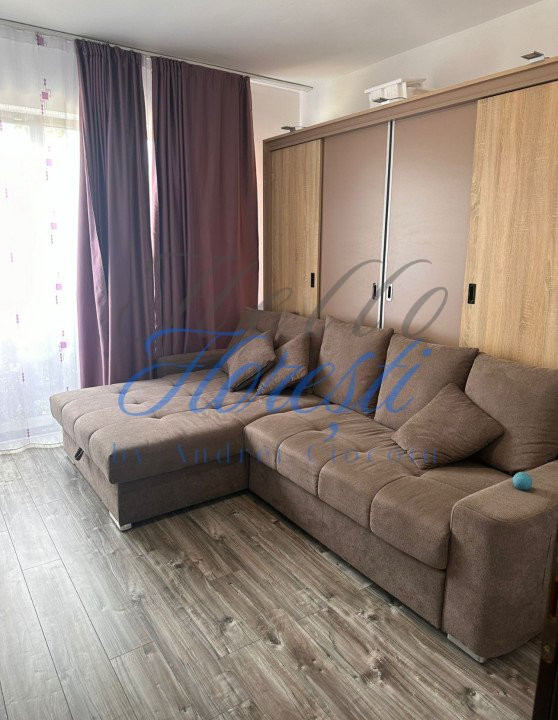 Apartament cu 2 camere decomandate 