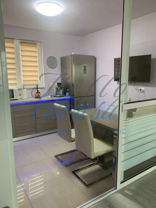 Apartament de vanzare, 68 mp, zona Sesul de Sus