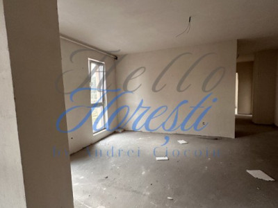 Apartament de 3 camere, semidecomandat, in Floresti, zona Somesului