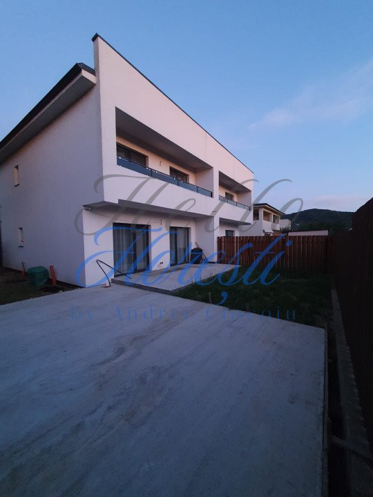 Duplex cu 4 camere, zona Avram Iancu