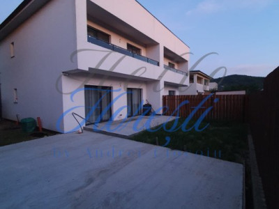 Duplex cu 4 camere, zona Avram Iancu