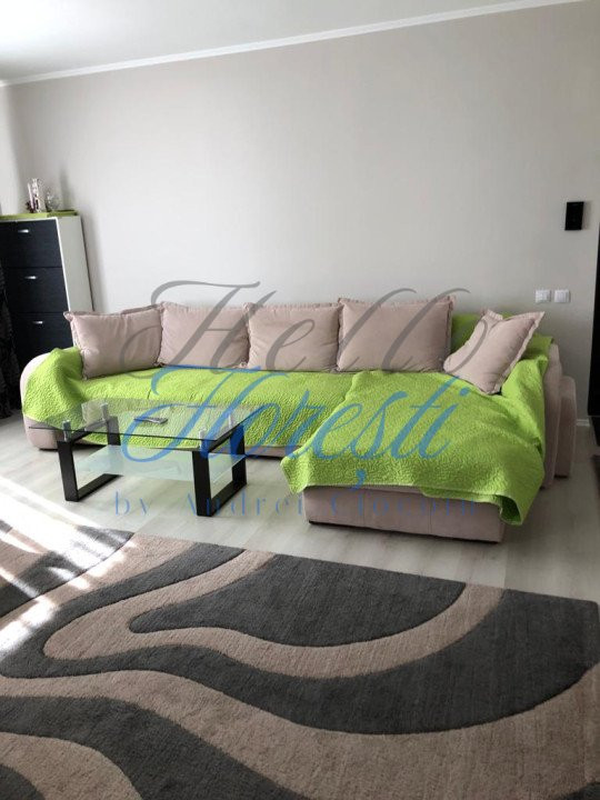 Apartment de 2 camere de vanzare, 64mp, zona Vivo