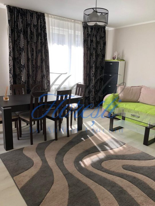 Apartment de 2 camere de vanzare, 64mp, zona Vivo