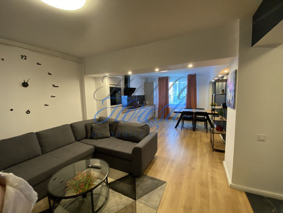 Apartament de 2 camere, semidecomandat in zona Teilor