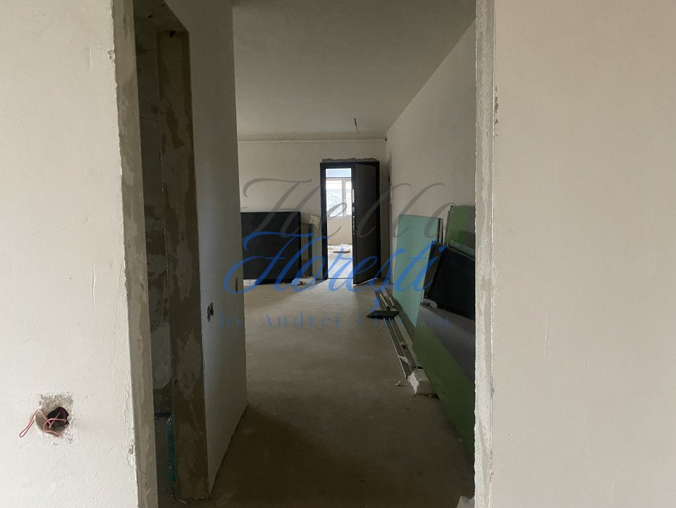 Apartament 2 camere cu terasa zona Tineretului