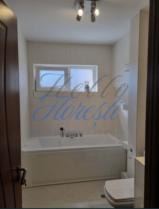 Apartament de 2 camere, semidecomandat, in zona Porii