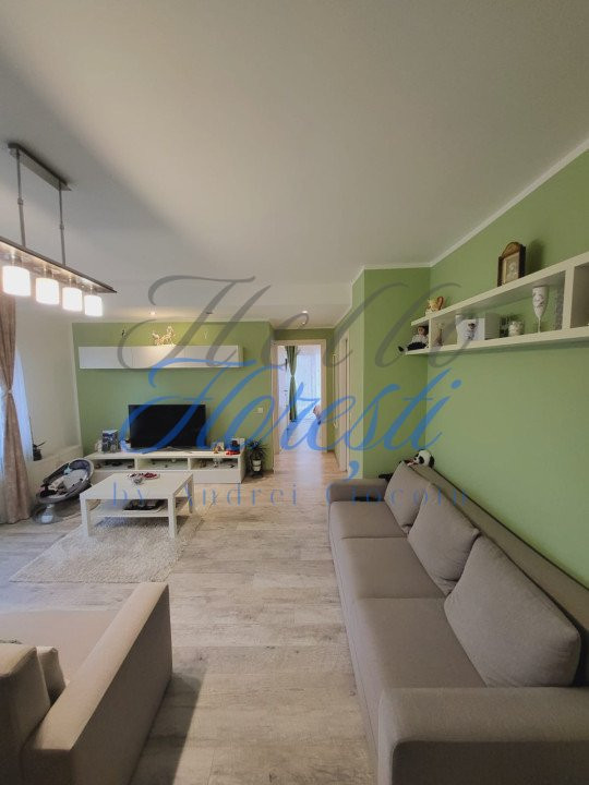 Apartament cu 3 camere zona VIVO!