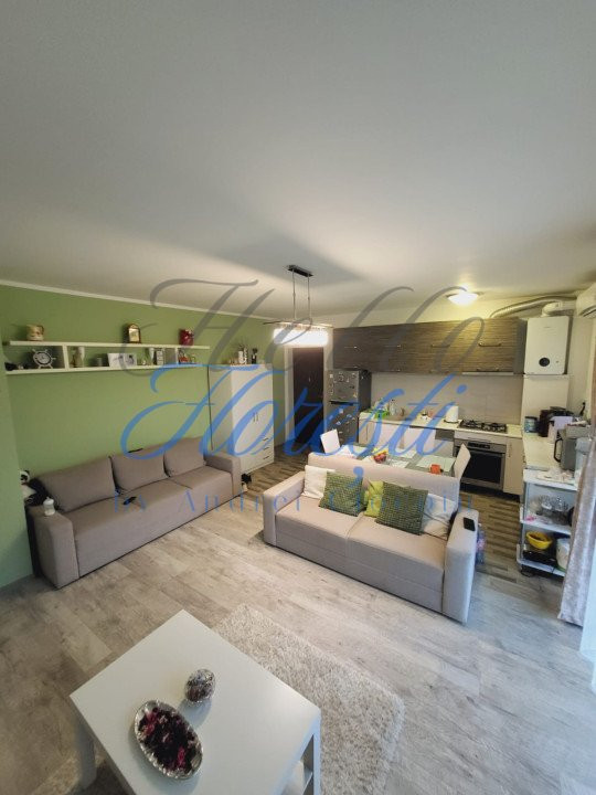Apartament cu 3 camere zona VIVO!