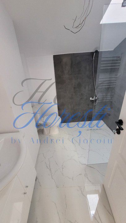 Apartament de 2 camere, semifinisat, 67 mp utili, parcare, zona Teilor