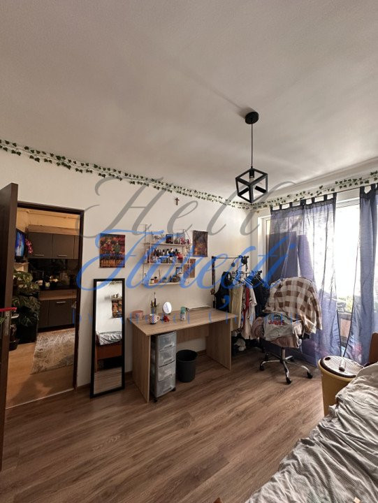 Apartament de 2 camere decomandate, zona Porii