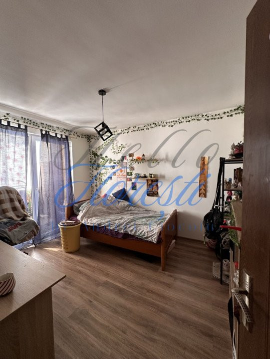 Apartament de 2 camere decomandate, zona Porii