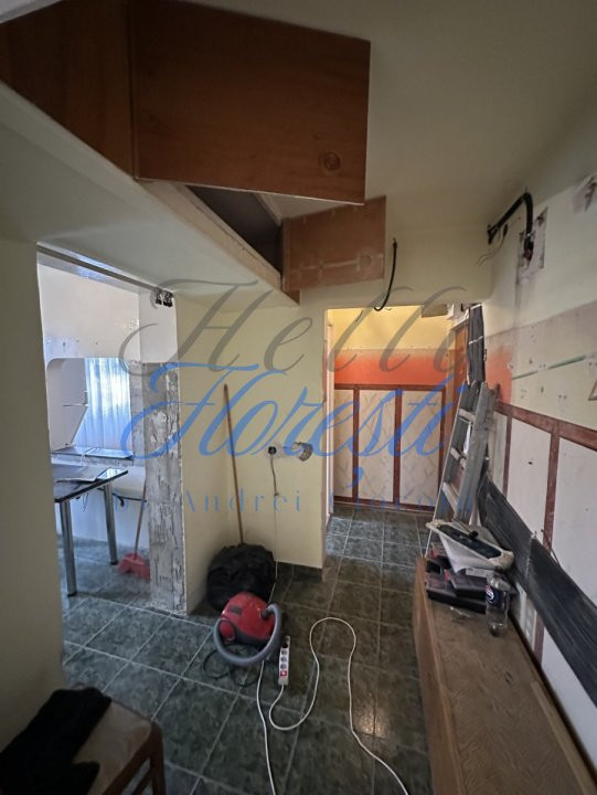 Apartament RENOVABIL de 4 camere 62mp, balcon, boxă de depozitare, Zona Mănăştur