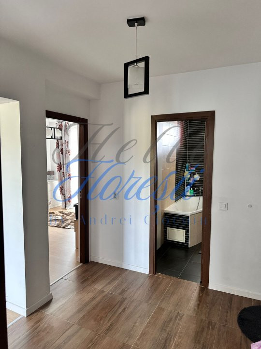 Apartament 3 camere 66mp, zona Eroilor