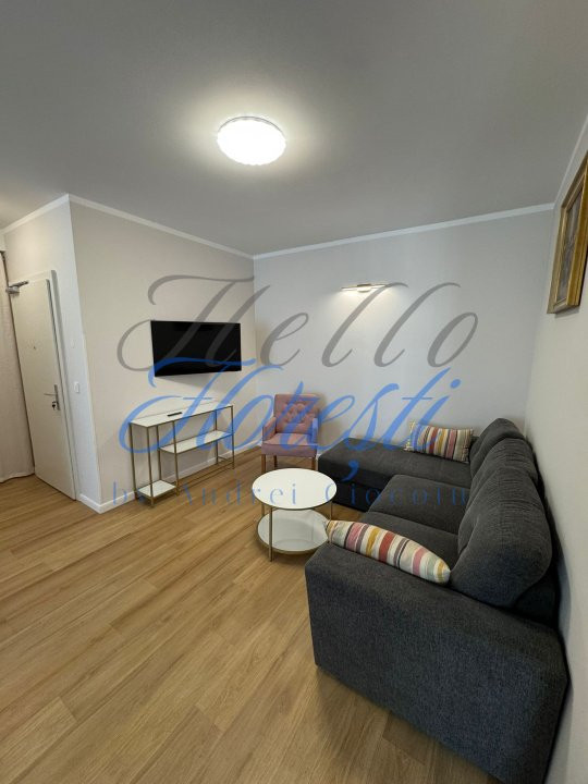 Apartament 3 camere 77mp, Zona Vivo