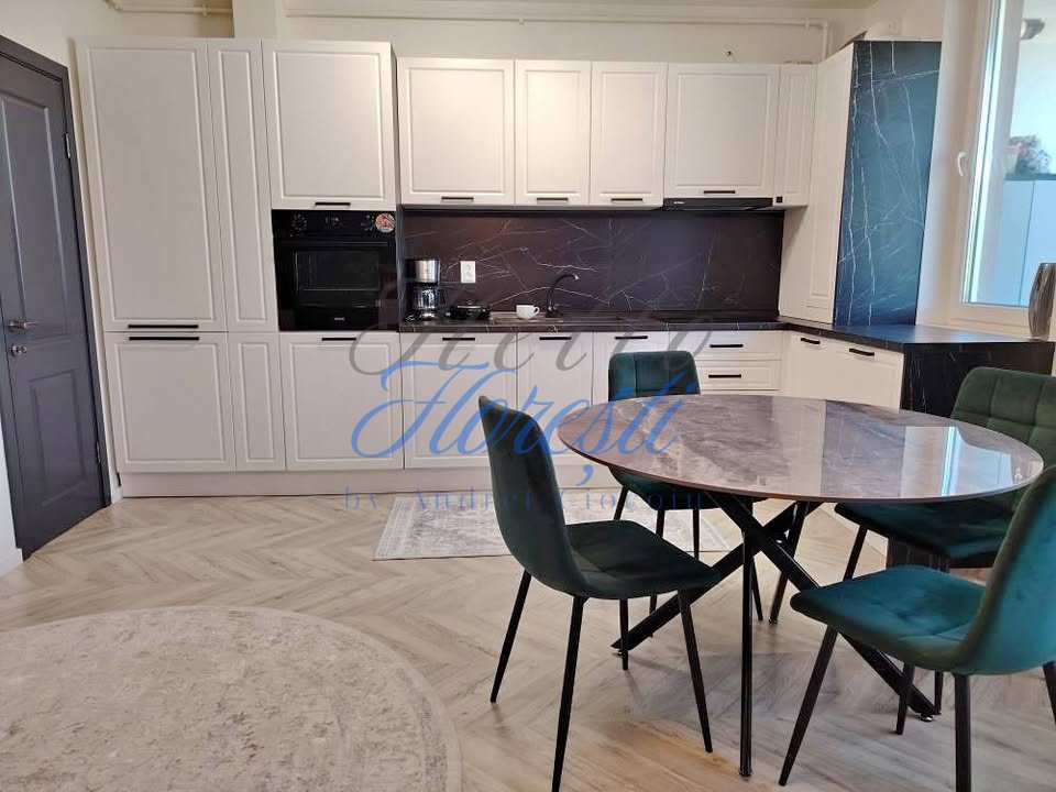 Apartament 3 camere, Plopilor, zona Avram Iancu