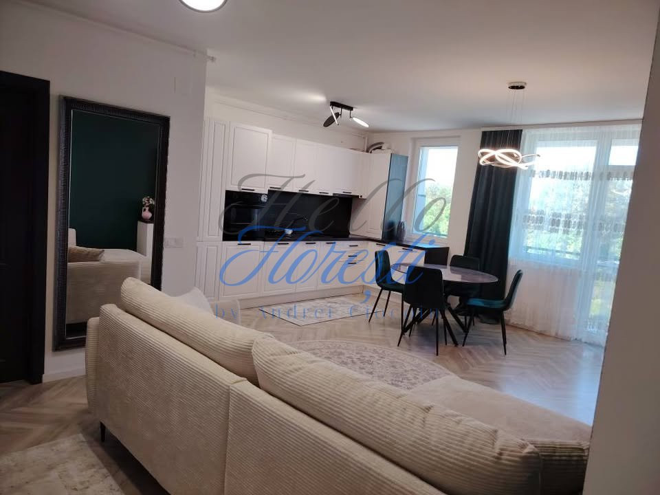 Apartament 3 camere, Plopilor, zona Avram Iancu