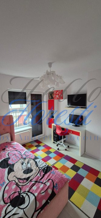 Penthouse 3 camere mobilat utilat zona Sub Cetate