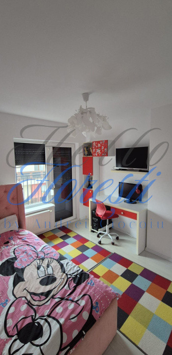 Penthouse 3 camere, ultrafinisat, parcare inclusa zona Sub Cetate