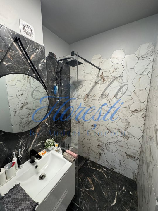 Apartament 3 camere 70mp, Zona Teilor