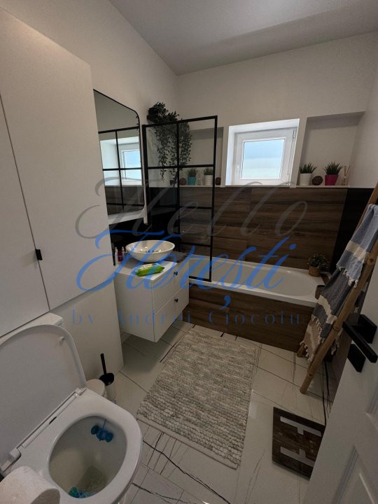 Apartament 3 camere 70mp, Zona Teilor