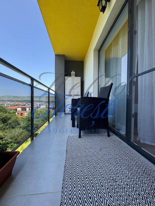 Apartament 3 camere 70mp, Zona Teilor
