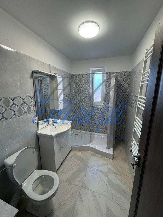 Apartament 3 camere 71mp, Zona Porii