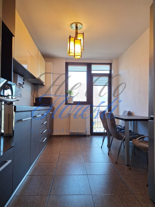 Apartament 2 camere 109 mp, zona Eroilor