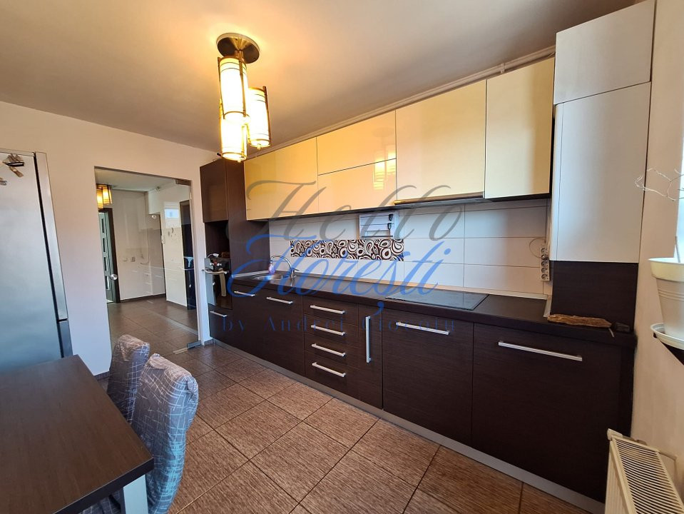 Apartament 2 camere 109 mp, zona Eroilor
