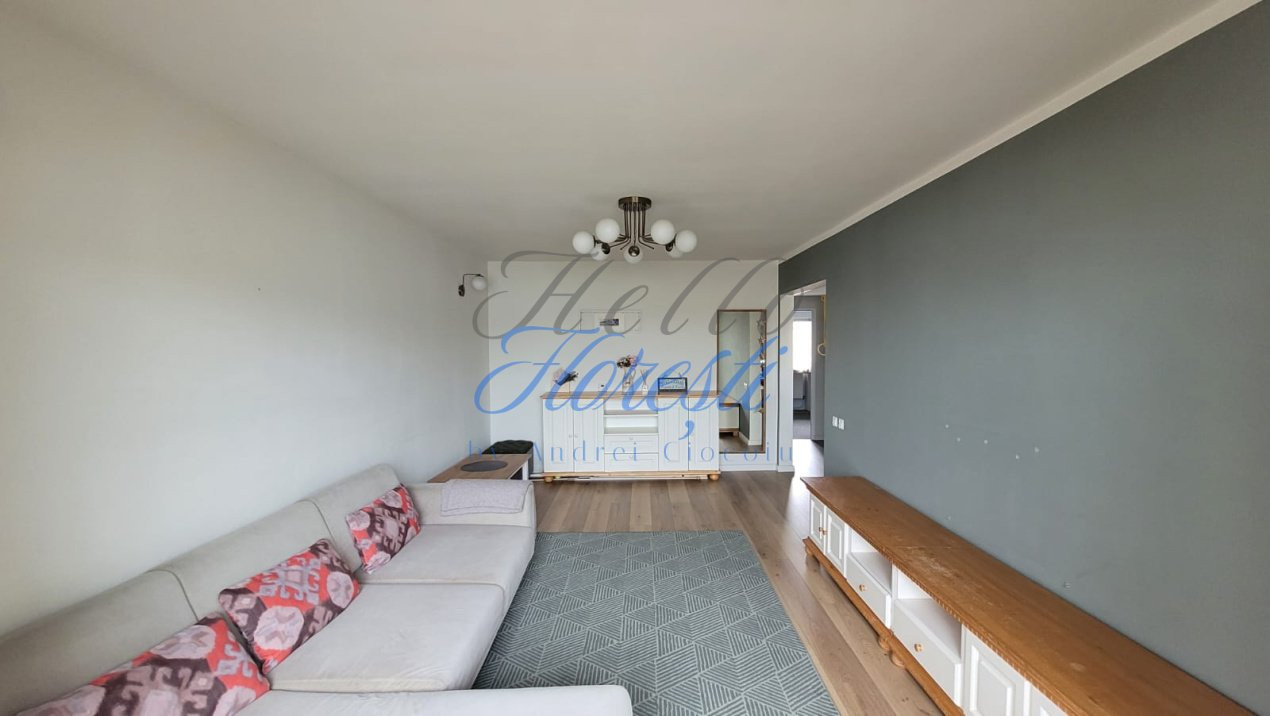Apartament de 3 camere, 65 mp, 2 balcoane, boxa, zona Intre Lacuri