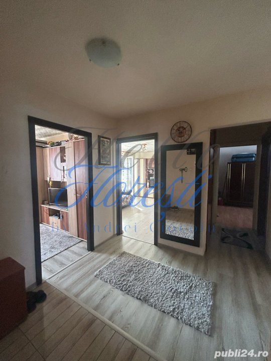 Apartament de 3 camere, 67 mp, balcon 5 mp, zona MANASTUR 