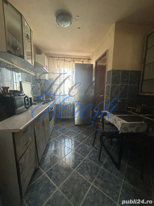 Apartament de 3 camere, 67 mp, balcon 5 mp, zona MANASTUR 