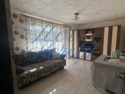Apartament de 3 camere, 67 mp, balcon 5 mp, zona MANASTUR 
