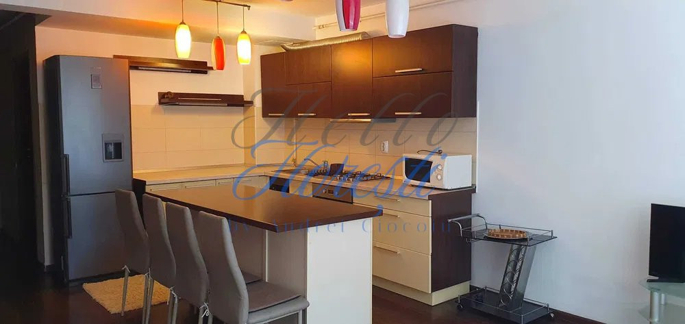 Apartament de 3 camere, 72mp, parcare, zona ZORILOR