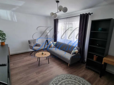 Apartament de 3 camere, 2 bai, 65 mp. Zona ZORILOR