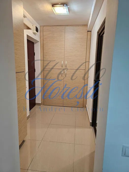 Apartament de 2 camere, 54mp. balcon 7mp. parcare, zona Andrei Muresanu