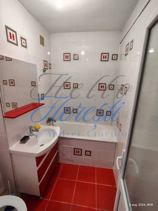 Garsoniera 30 mp, balcon inchis, Zona Intre Lacuri