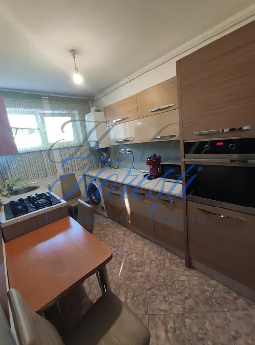 Apartament de 2 camere, 49mp. balcon, zona Grigorescu