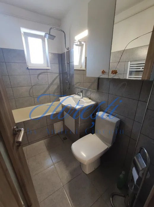 Apartament de 2 camere, 49mp. balcon, zona Grigorescu