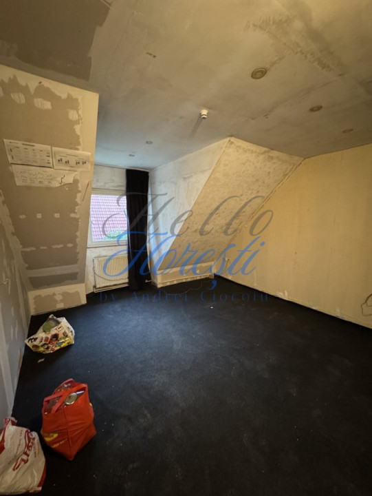 Casa Tip Triplex 84mp + 40mp Teren Zona Eroilor | Floresti