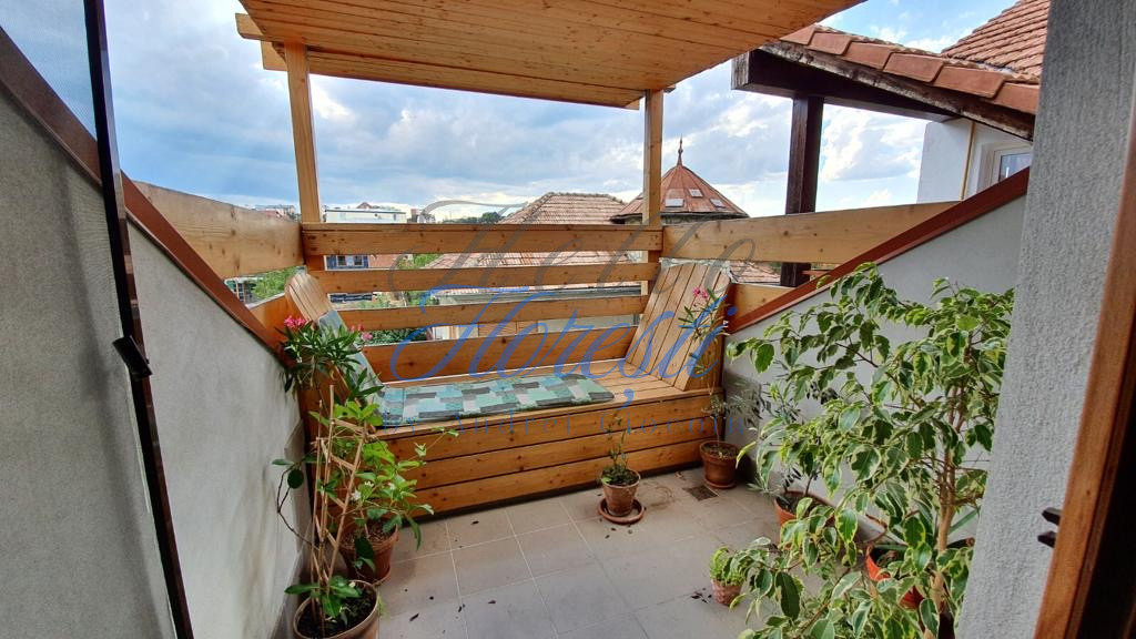 Apartament spațios tip vilă 289,3mp, Zona Andrei Muresanu | Cluj
