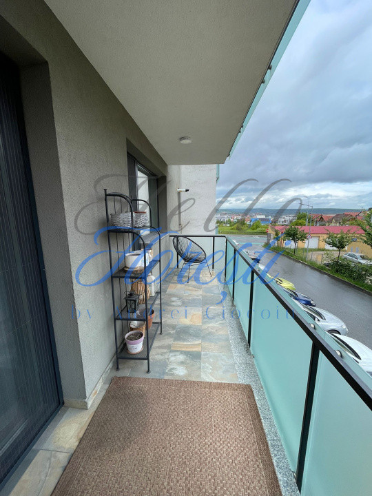 Apartament cu 3 camere si 2 bai in Buna ziua 