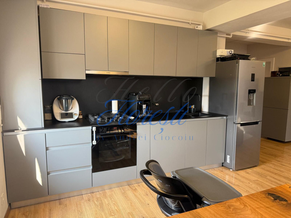 Apartament cu 3 camere zona Buna Ziua