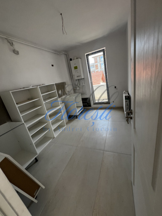 Apartament cu 3 camere , 2 balcoane, 2 bai , Zona Florilor, Floresti